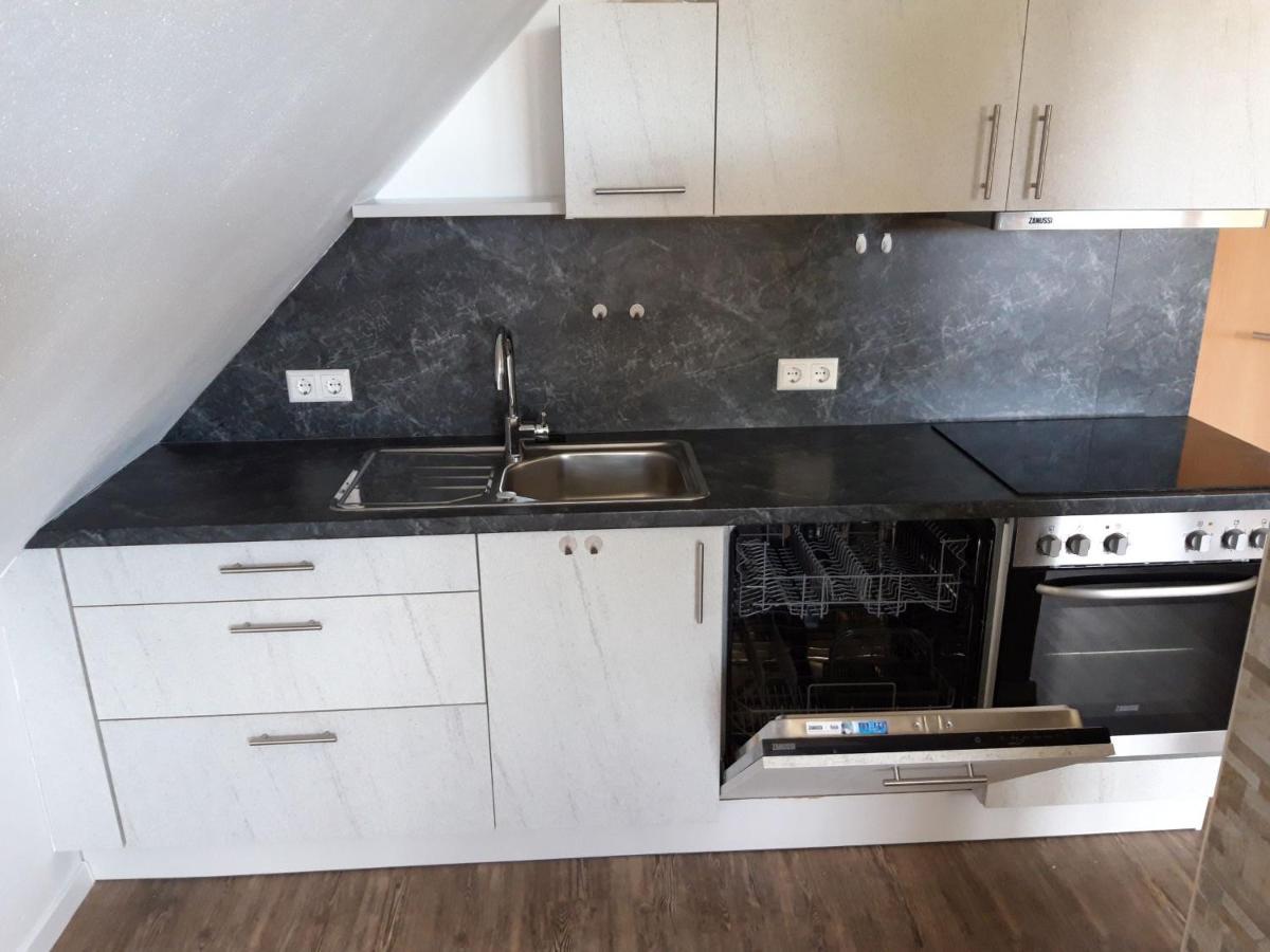 שטולינגן Ferienwohnung Pia מראה חיצוני תמונה