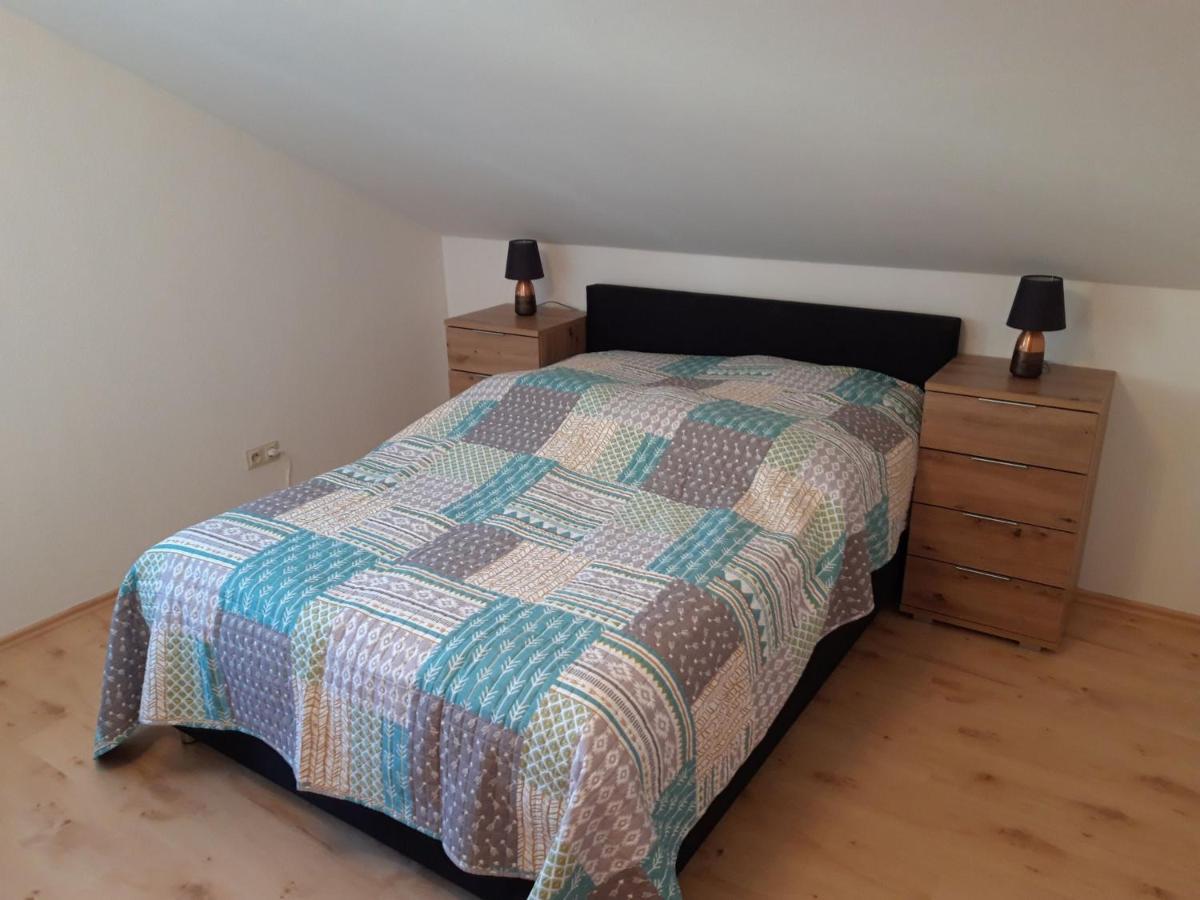 שטולינגן Ferienwohnung Pia מראה חיצוני תמונה